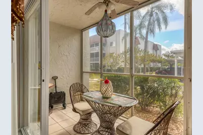 1330 Glen Oaks Drive E #174D, Sarasota, FL 34232 - Photo 3