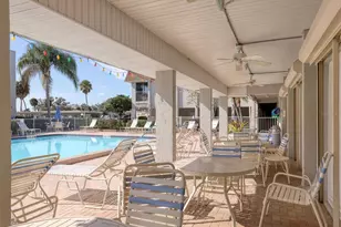 1330 Glen Oaks Dr E, Sarasota, FL 34232 - Photo 37