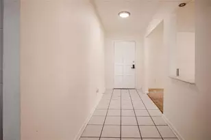 7416 Clearview Dr, Tampa, FL 33634 - Photo 7