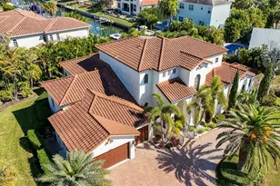 1005 Bogey Ln, Longboat Key, FL 34228 - Photo 5