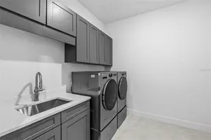 7982 Redonda Loop, Bradenton, FL 34202 - Photo 33