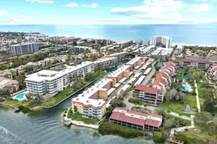 1300 N Portofino Dr, Sarasota, FL 34242 - Photo 39