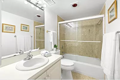 1300 N Portofino Drive #S206, Sarasota, FL 34242 - Photo 19