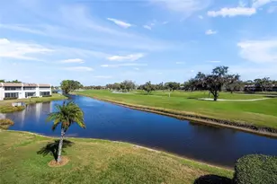 7193 W Country Club Dr N, Sarasota, FL 34243 - Photo 29