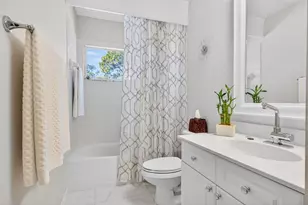 8023 Desoto Woods Dr, Sarasota, FL 34243 - Photo 41