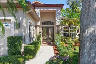 8023 Desoto Woods Dr, Sarasota, FL 34243 - Photo 7