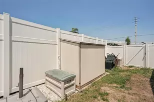 1190 Jamaica Rd, Venice, FL 34293 - Photo 17