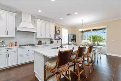 4828 Antrim Drive, Sarasota, FL 34240 - Photo 9