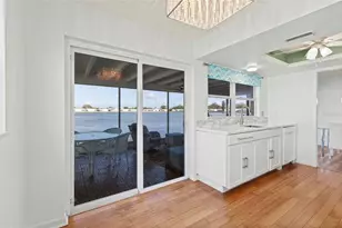 9785 Mainlands Blvd W, Pinellas Park, FL 33782 - Photo 5