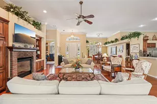 417 Huntridge Dr, Venice, FL 34292 - Photo 7