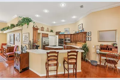 417 Huntridge Drive, Venice, FL 34292 - Photo 13