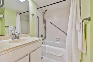 401 150th Ave, Madeira Beach, FL 33708 - Photo 15