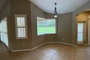 7704 Drayton Cir, University Park, FL 34201 - Photo 9