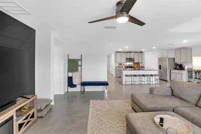 7511 Rosewood Garden Loop, Tampa, FL 33637 - Photo 13