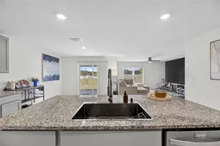 7511 Rosewood Garden Loop, Tampa, FL 33637 - Photo 7
