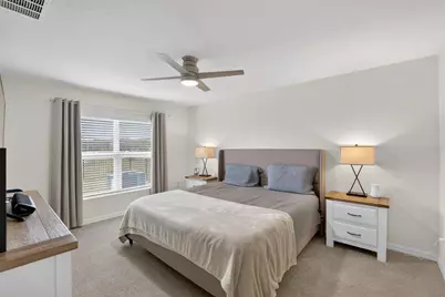 7511 Rosewood Garden Loop, Tampa, FL 33637 - Photo 17