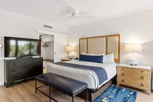 250 Sands Point Rd, Longboat Key, FL 34228 - Photo 7