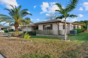 6835 Roxbury Dr, Sarasota, FL 34231 - Photo 25