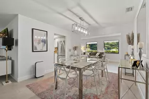 6835 Roxbury Dr, Sarasota, FL 34231 - Photo 7