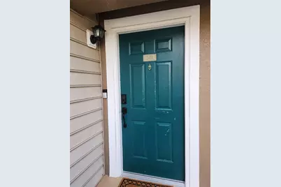 8926 Manor Loop Circle #201 B, Lakewood Ranch, FL 34202 - Photo 3