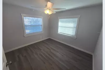 107 29th Street, Holmes Beach, FL 34217 - Photo 11