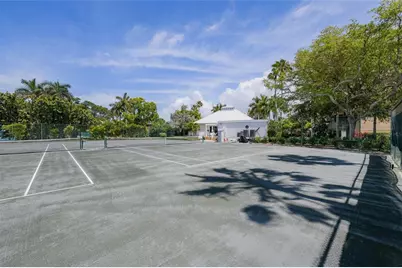 1260 Dolphin Bay Way #403, Sarasota, FL 34242 - Photo 53