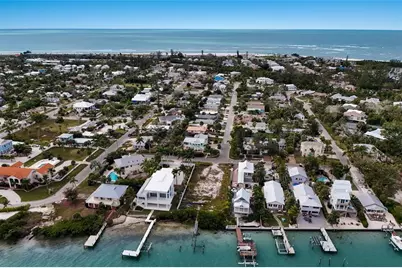 7094 Longboat Drive E, Longboat Key, FL 34228 - Photo 15