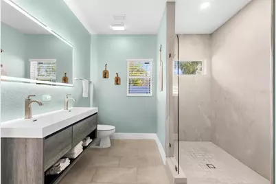 310 66th Street, Holmes Beach, FL 34217 - Photo 41