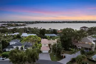 7300 Cove Terrace, Sarasota, FL 34231 - Photo 7