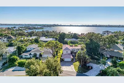 7300 Cove Terrace, Sarasota, FL 34231 - Photo 59