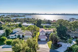 7300 Cove Terrace, Sarasota, FL 34231 - Photo 65