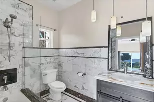 7300 Cove Terrace, Sarasota, FL 34231 - Photo 47