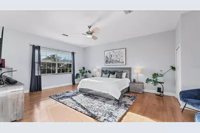 7300 Cove Terrace, Sarasota, FL 34231 - Photo 27