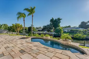 7300 Cove Terrace, Sarasota, FL 34231 - Photo 49