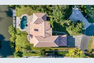 7300 Cove Terrace, Sarasota, FL 34231 - Photo 5