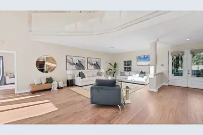 7300 Cove Terrace, Sarasota, FL 34231 - Photo 9