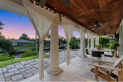 7300 Cove Terrace, Sarasota, FL 34231 - Photo 9