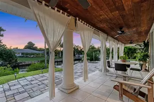 7300 Cove Terrace, Sarasota, FL 34231 - Photo 9
