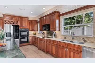 7300 Cove Terrace, Sarasota, FL 34231 - Photo 21
