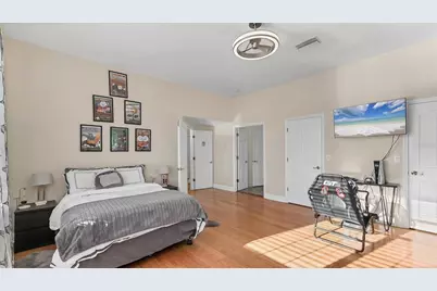 7300 Cove Terrace, Sarasota, FL 34231 - Photo 35