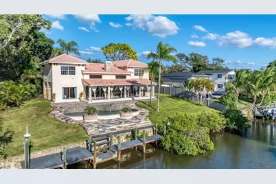 7300 Cove Terrace, Sarasota, FL 34231 - Photo 7