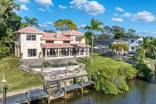 7300 Cove Terrace, Sarasota, FL 34231 - Photo 7