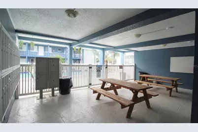 3001 Bee Ridge Road #206, Sarasota, FL 34239 - Photo 17