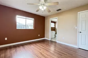 933 SE 26th St, Cape Coral, FL 33904 - Photo 11