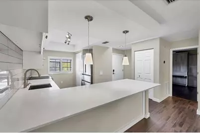 3363 Cross Creek Drive #3363, Sarasota, FL 34231 - Photo 9