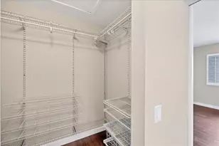 3363 Cross Creek Dr, Sarasota, FL 34231 - Photo 15