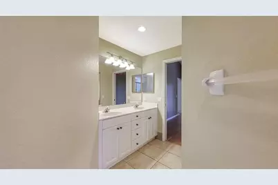 7641 Sweetbay Circle #7641, Bradenton, FL 34203 - Photo 15