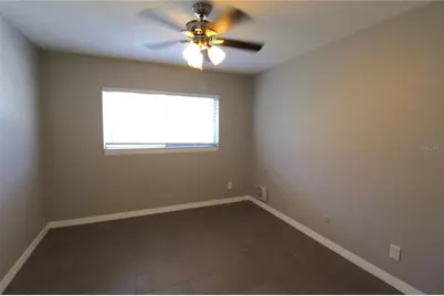 3001 Bee Ridge Road #207, Sarasota, FL 34239 - Photo 5