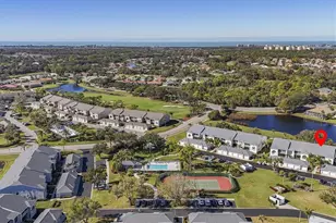 9470 High Gate Dr, Sarasota, FL 34238 - Photo 5