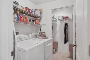 9470 High Gate Dr, Sarasota, FL 34238 - Photo 21